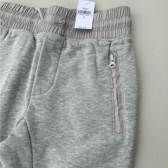 GAP Boys Small (6-7) Cotton Sweat Pants NWT 2-Pairs Brand New (Grey) - Picture 4 of 11